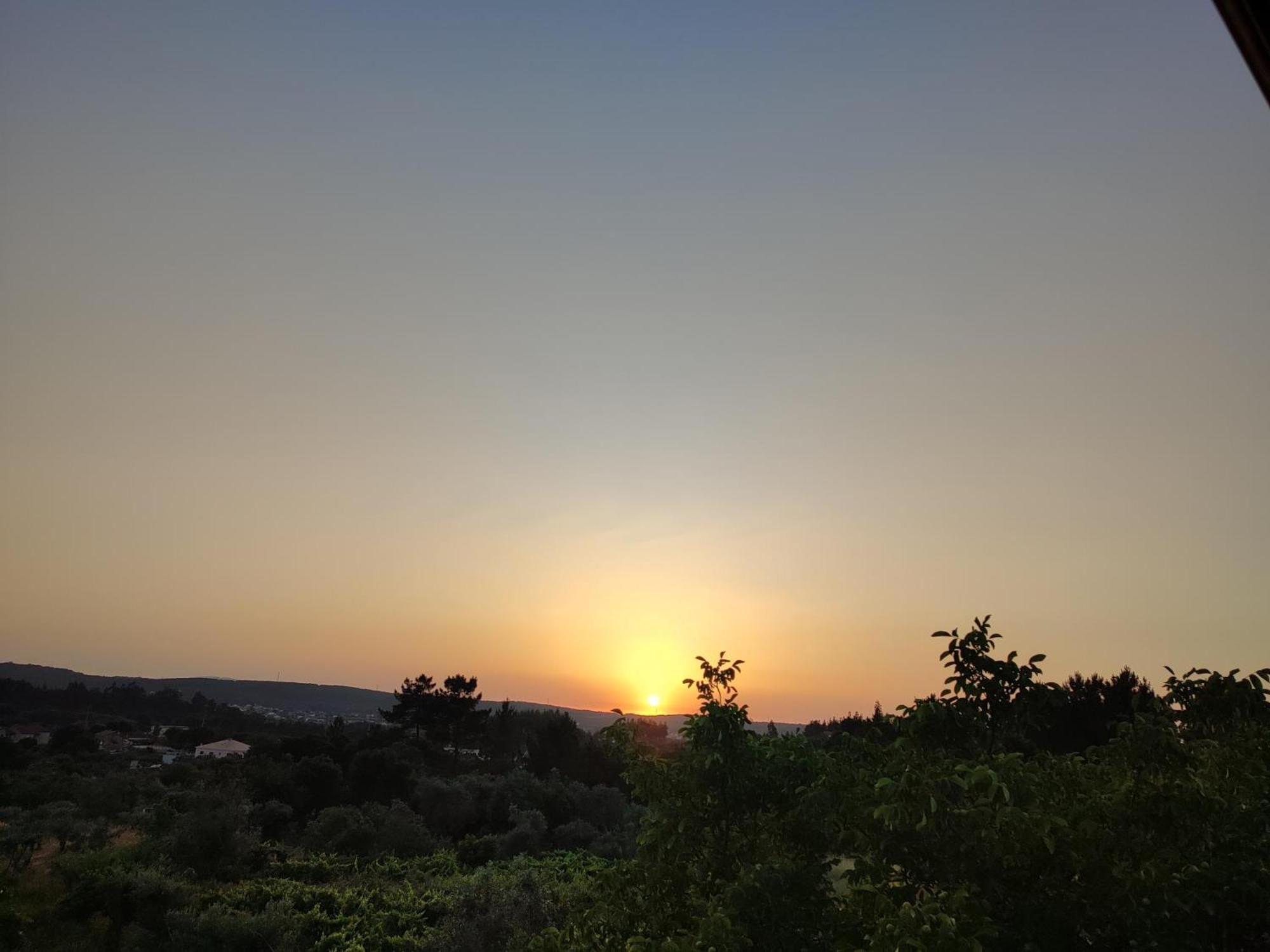 R3 - Guesthouse Travessa Da Arieira Aguda (Leiria) Екстериор снимка